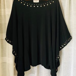 NWT Plus Size Black Bat Wing Tunic